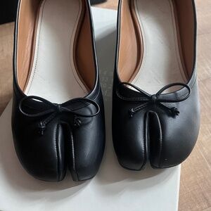 Maison Margiela kitten heel tabis (size 38)